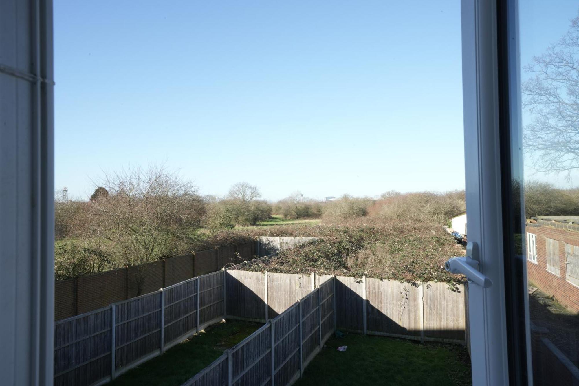 Hatton Apartments Heathrow Airport- Free Parking-Free Underground To And From Heathrow Airport Hatton Cross See Picture-See London Fast Hatton Cross To Central London 30Min Exterior photo